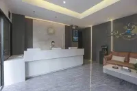 Huayulai Intelligent Hotel (Hezhang Yelang Plaza)
