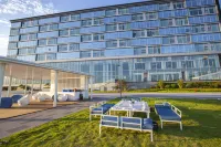 Sea View Art Hotel (Rizhao Duodao Sea Store)