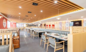 News Rezen Hotel