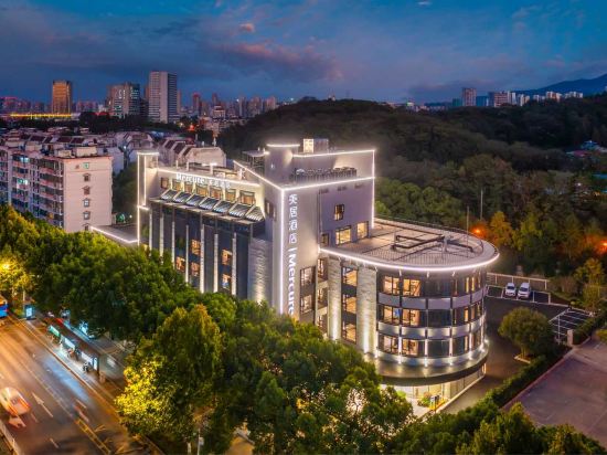 Mercure Nanjing Hongshan Zoo