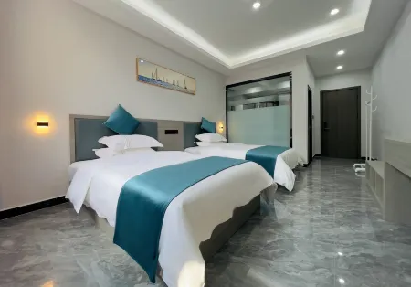 Linan Hotel (Renshou Lianhe Bus Station) Отели рядом с достопримечательностью «Sichuan Vocational College of Science and Technology (Renshou Campus)»