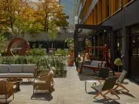 WunderLocke Munich Отели рядом с достопримечательностью «Станция метро Basler Straße»