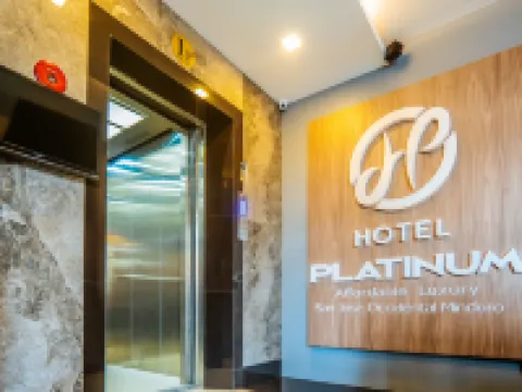RedDoorz Plus @ Hotel Platinum Occidental Mindoro Hotels in Occidental Mindoro