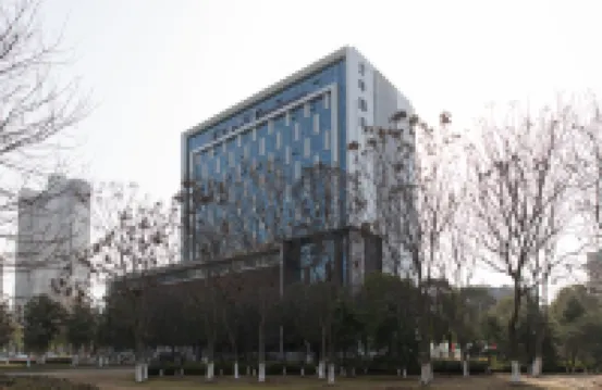 JI Hotel (Xiangyang Municipal Government Xianglong Guoji) Hoteles cerca de Xiangyang Vocational and Technical College