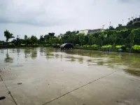 Xibaipo Jinbo Lake Guest House - Bãi đậu xe