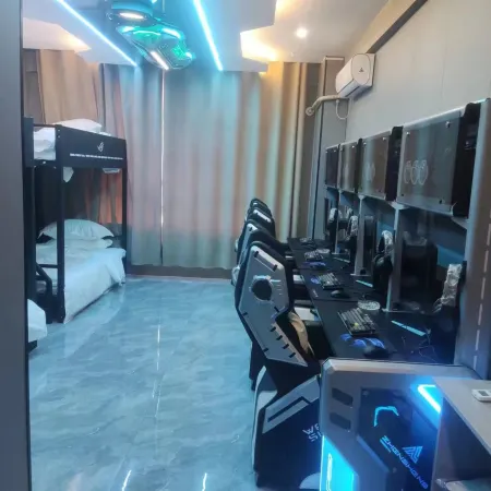 Junchen Esports Hotel (Chalugai West Street Branch)