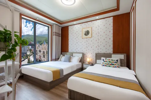 Kangding Mountain Viewing Famous Guesthouse