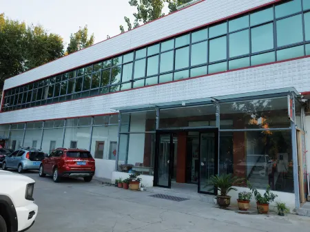 Sheqi Hongxing Hotel Отели рядом с достопримечательностью «Sheqi Shanxi and Shaanxi Hall»