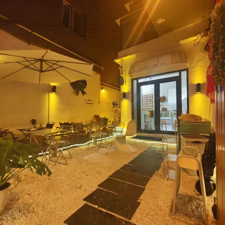 Dalian Dama Monkey B&B City Youth Inn