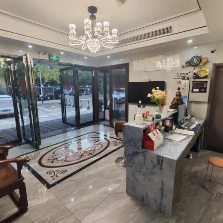 Junlai Business Travel Homestay (Lu'an People's Hospital Wanda Plaza)
