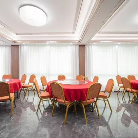 Jiashan Yunlaiyuan Hotel