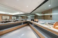 Zhonglou Jifeng International Hotel  （Xi'an  Gulou Square Huimin Street)