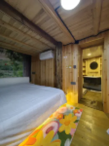 Suzhai Homestay (Longtan Village)