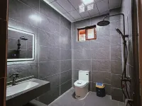 Shangri-La Suyouhua Homestay Hotels near Potatso National Park