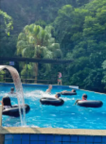 Qingyuan Tea Valley Wenquan Inn