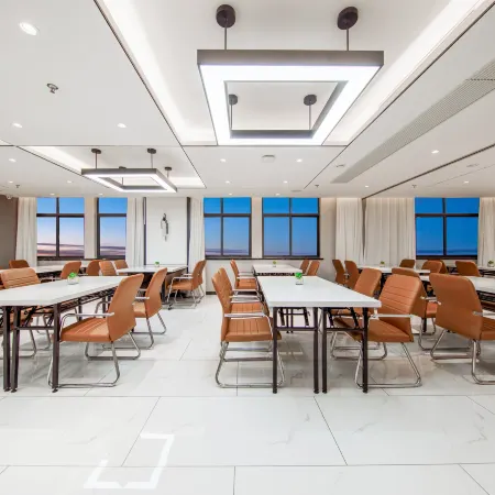 T·Hotel (Jianhu Wancai International Shopping Center)