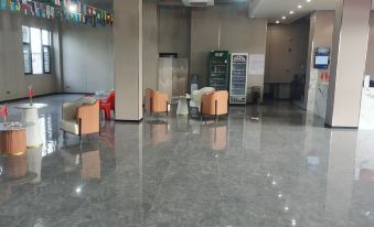 Phoenix City Hotel (Dongyuan Liucheng)