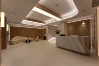 Zhuhai Jinfeng Jiamei Hotel (Lovers Middle Road)