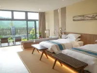 Guangnan Liulangcheng • Shihu Bay Banshan Resort Hotel Hotels in Guangnan