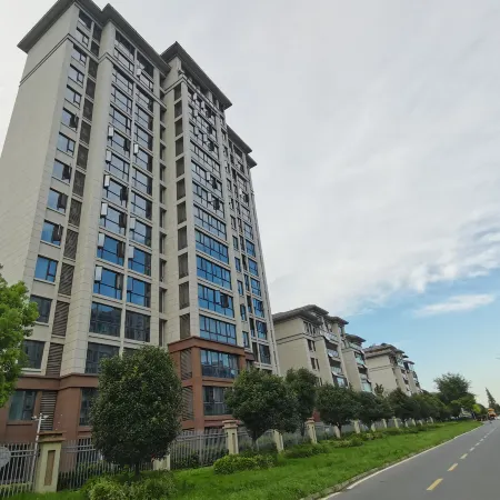 Xiangyang Shiguang Homestay