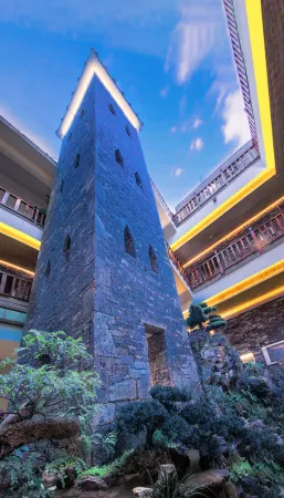 Anshun · Youran · Tunbao Element Cultural Homestay (Jiuzhou Old Town) Отели рядом с достопримечательностью «Yunfeng Tunpu Scenic Area»