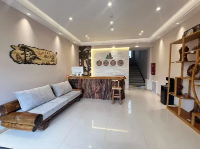 songfeng hotel Các khách sạn ở Quận Ngũ Thúy