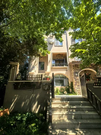 Pulu Inn Отели рядом с достопримечательностью «Dalian University of Foreign Languages (Lvshun South Road)»