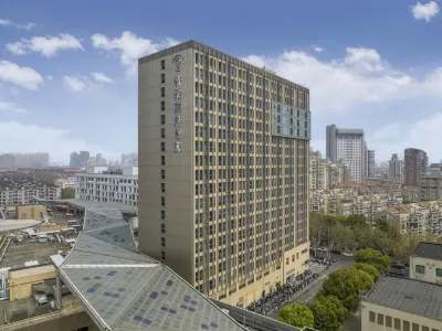 CJIA Premium Apartment (Shanghai Baoyang Road Subway Station) Hotel in zona Baoyang Road Wharf