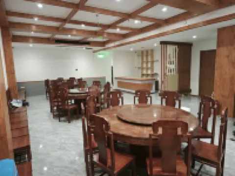 mohe beiji lin yun shan shui jiu dian