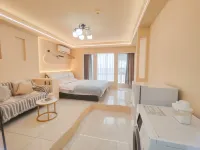 Guiyang Youjia High-altitude Movie Homestay (Huaguoyuan Shopping Center) - Condos
