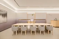 Ji Hotel （Guiyang Jiaxiu Tower）