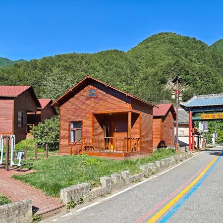 Baiyun Zhilian Vacation Boutique Stay Отели в г. Тайбай