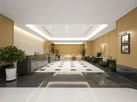 Magnotel Hotel (Changchun Railway Station People's Square)