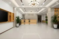 Ayatai  Hotel - parcheggio