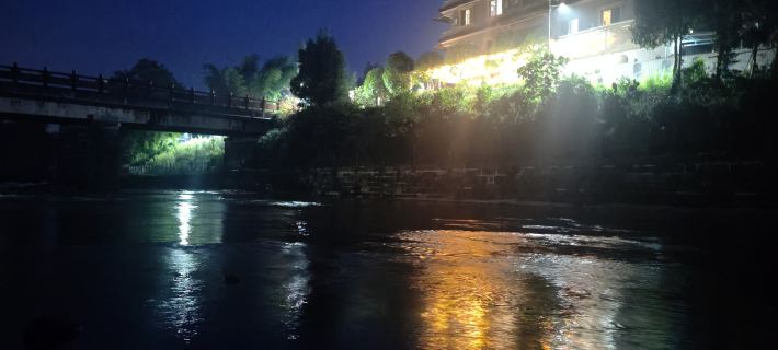 Xishang Fish Restaurant · View Homestay (Ya'an Shangli Ancient Town Branch) Hotel di Yaan