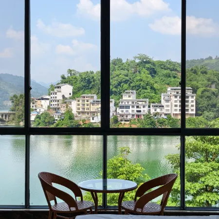 Bama Dream Lake Homestay