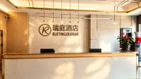 Ruiting | RUITING DREAM | Muguang Designer Hot Spring Pool Hotel (Wenshan Guangnan) - parking