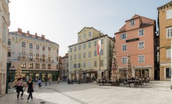 Palace Suites Heritage Hotel - Adults Only
