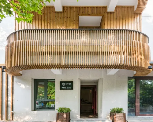 Floral Hotel · Jinan Xianyuan Blue House hotel (Black Tiger Spring Daming Lake) Hotels near Black Tiger Spring