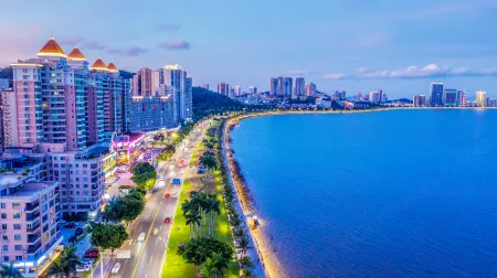 Qingmai S Seaview Hotel, Gongbei Lovers Road, Zhuhai Отели рядом с достопримечательностью «Zhuhai Fisherwoman»