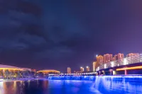 Korla Ronghui Yi Hotel (Xiangli Avenue Food Street Branch) - románticos