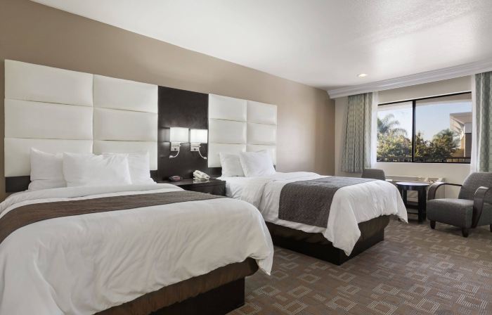 Days Inn by Wyndham Downey