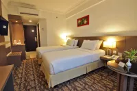 Swiss-Belinn Hotel Hotel dekat Marina Beach