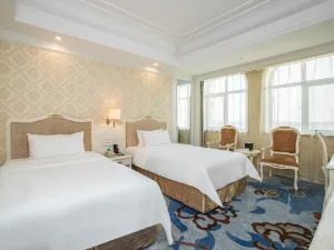 Blue Horizon Junhua Hotel (Binzhou Bailu Lake)