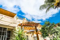 Layalina Hotel Отели рядом с достопримечательностью «Scuba Quest Dive Center Kamala»
