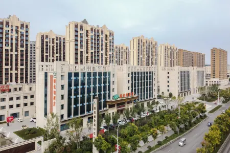 Vienna Yunxiu City Hotel Отели в г. Юнчэн