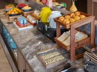 Orange Hotel (Yuyao Colorful City) - Breakfast