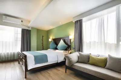 禾平裡（廣州白雲國際機場高增地鐵站店） 廣州翼·空港文旅小鎮附近的飯店