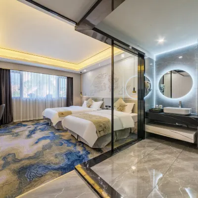 小璐智能飯店（肇慶七星巖風景區東門廣場店） 岩前村附近的飯店