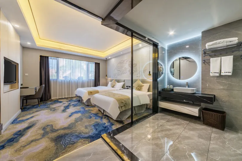 Xiaolu Smart Hotel (Zhaoqing East Gate Plaza, Qixingyan Scenic Area)